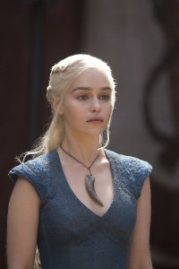 Daenerys-Targaryen-daenerys-targaryen-34863365-2362-3543-200x300